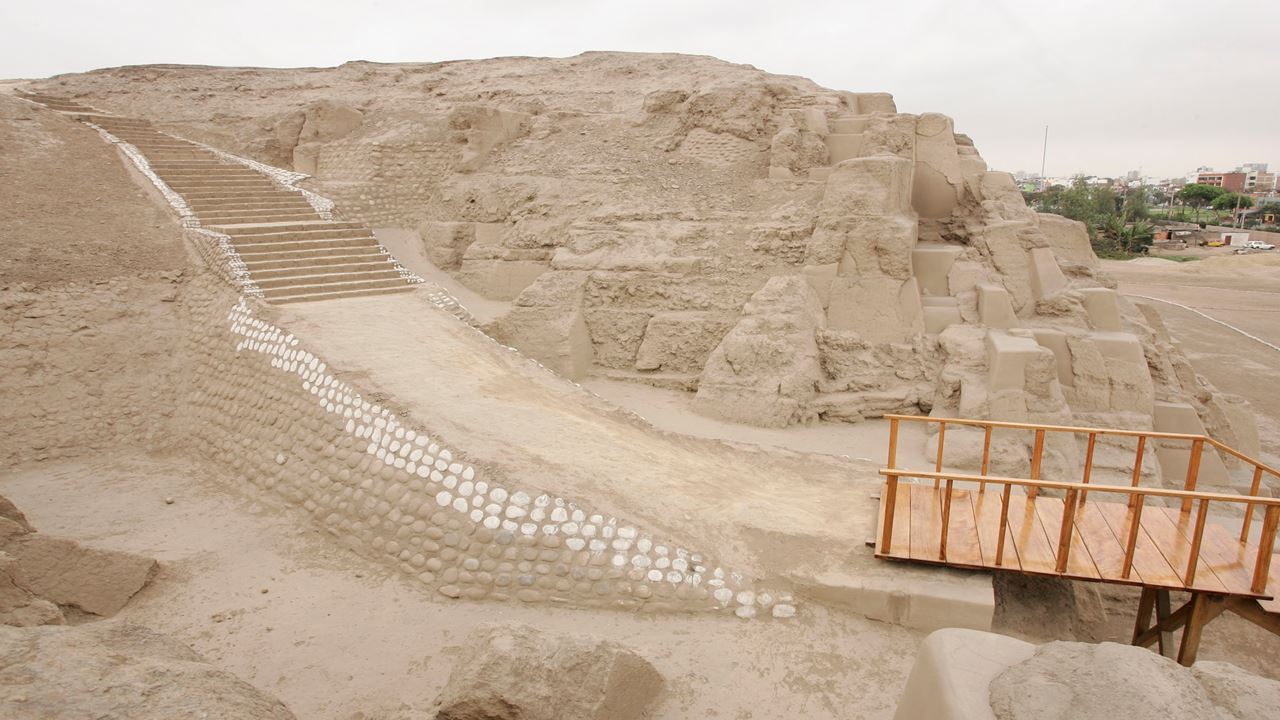 Tour A La Huaca Pucllana Y Mateo Salado (5)