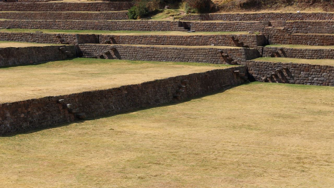 Tour Al Valle Sur Tipon, Pikillacta Y Andahuaylillas (6)