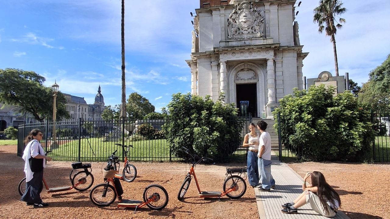 Tour En E-scooter Al Norte Y Al Sur (2)