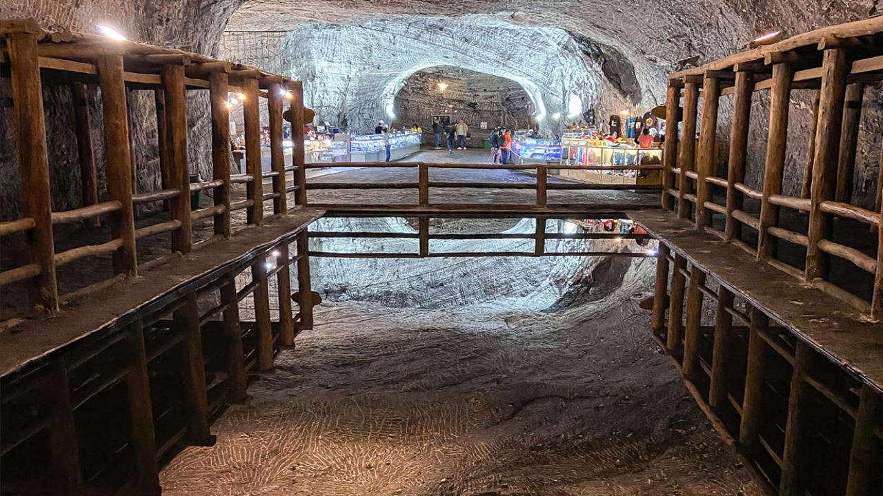 Passeio Em Grupo À Catedral De Sal De Zipaquirá (3)