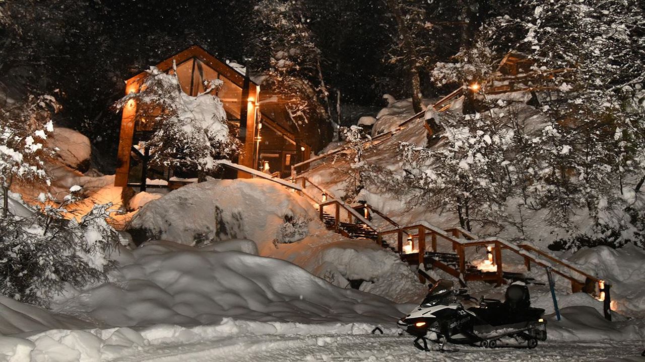 Travesia Nocturna En La Nieve Y Cena En Cerro Catedral (7)