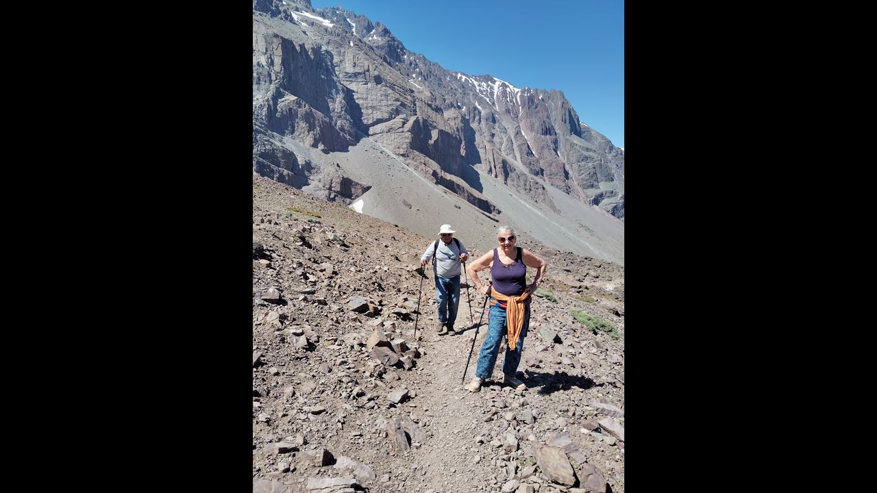 Trekking Al Volcán San José Con Termas Baños De Colina (2)