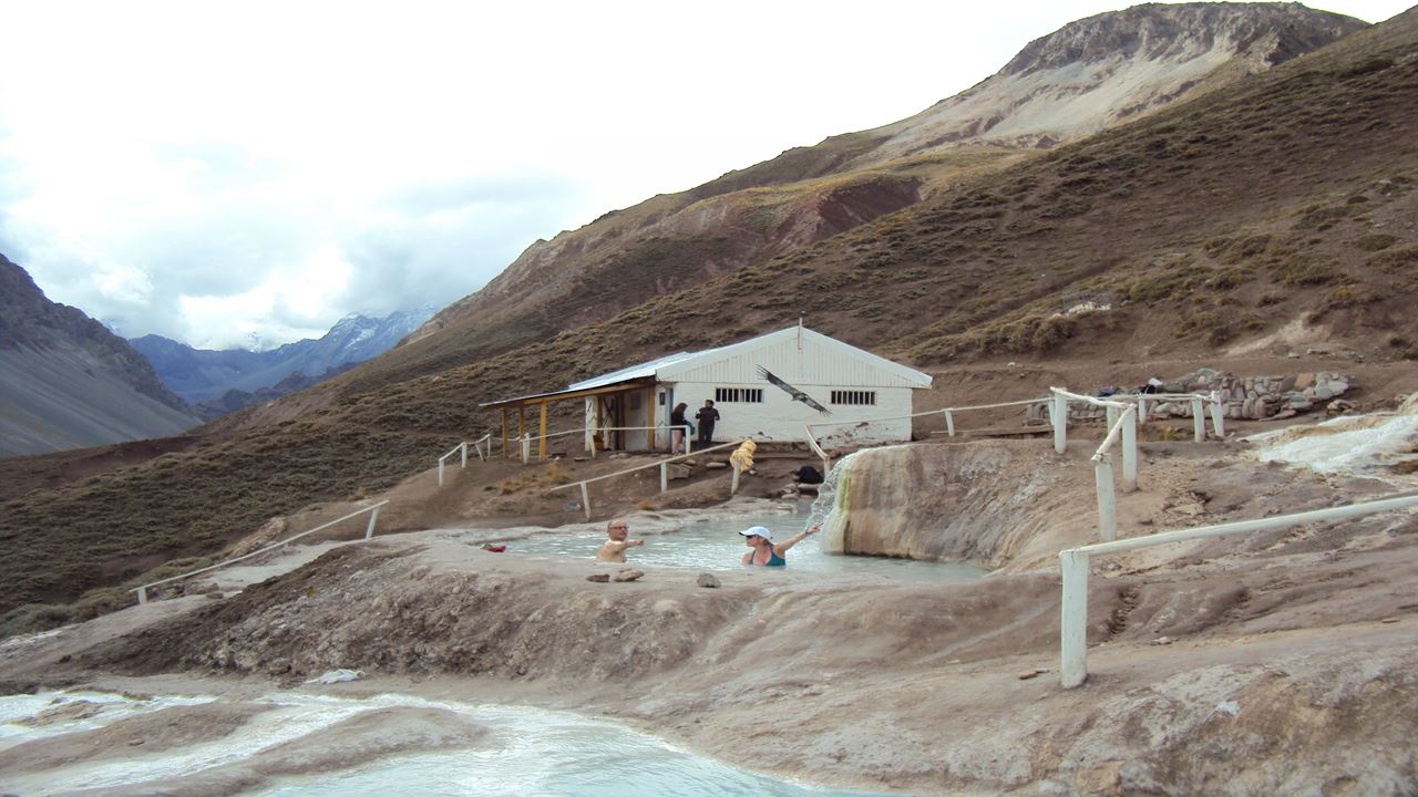 Trekking Al Volcán San José Con Termas Baños De Colina (9)