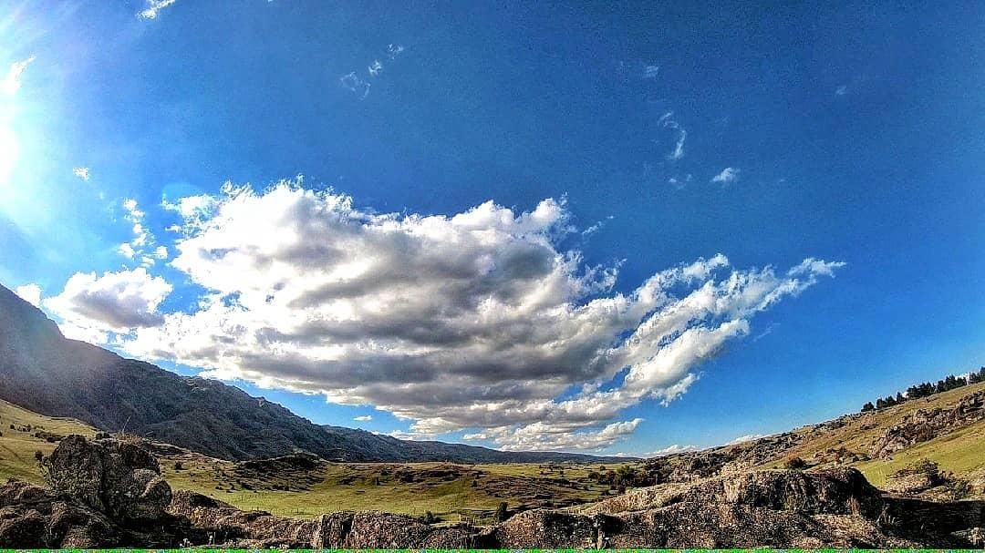 Trekking Crossing To Alpine Village foto 1