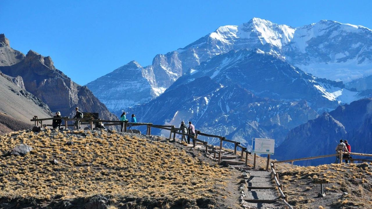 Trekking In Aconcagua Provincial Park (4)