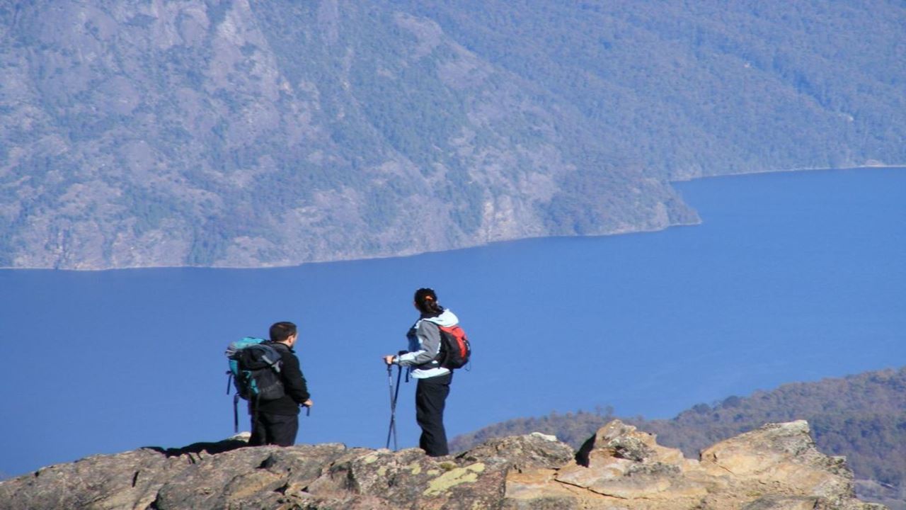 Trekking No Vulcão Colorado foto 6
