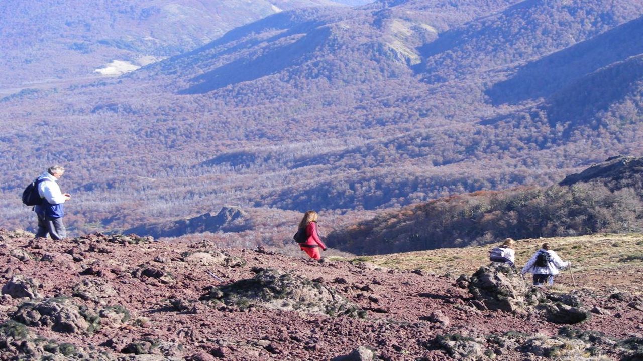 Trekking No Vulcão Colorado foto 4