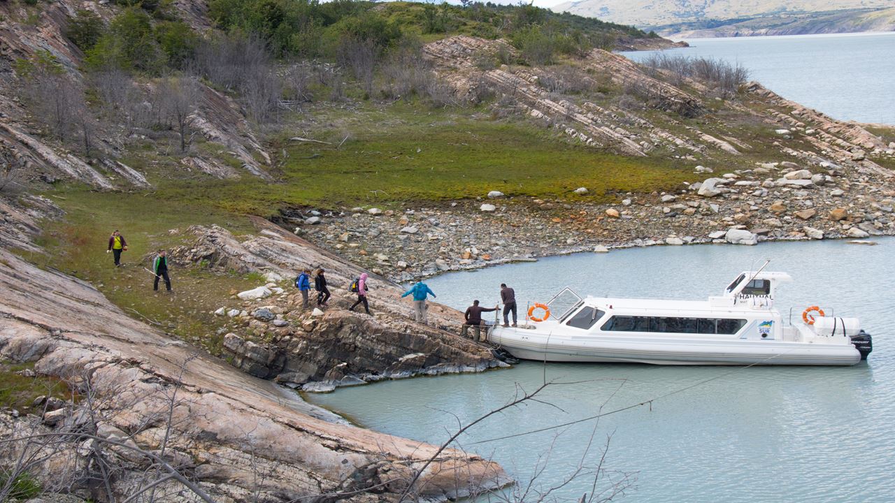 Trekking And Boat Ride In Los Glaciares National Park (4)