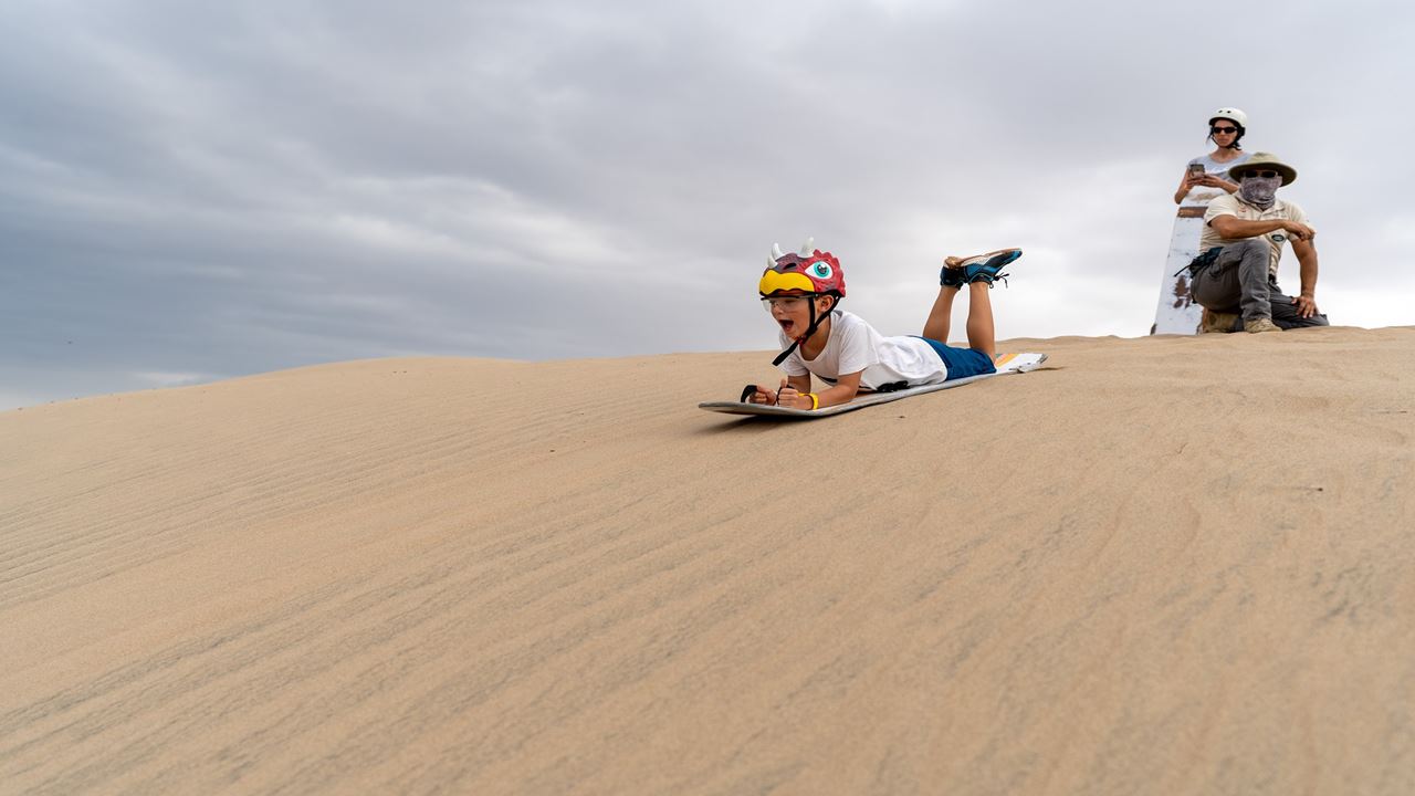 Tubular E Sandboard No Deserto foto 8