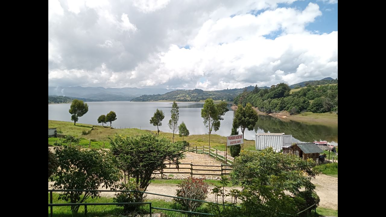 Villa De Leyva & Ráquira Day Tour (3)