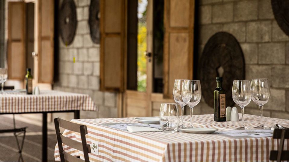 Visita A Bodegas Con Degustacion Y Almuerzo En Maipú foto 1