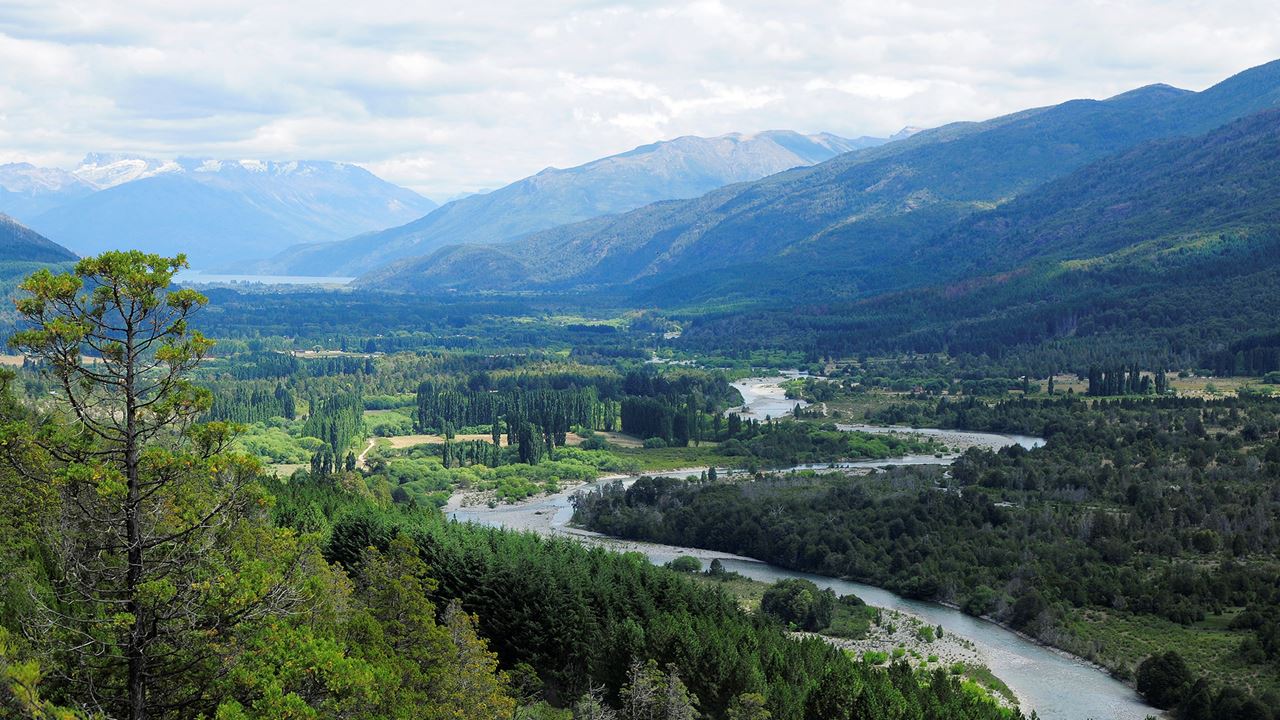 Visit El Bolson And Lago Puelo foto 3