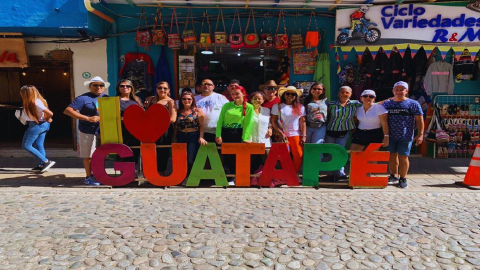 Visita Grupal A Guatapé & El Peñol foto 11