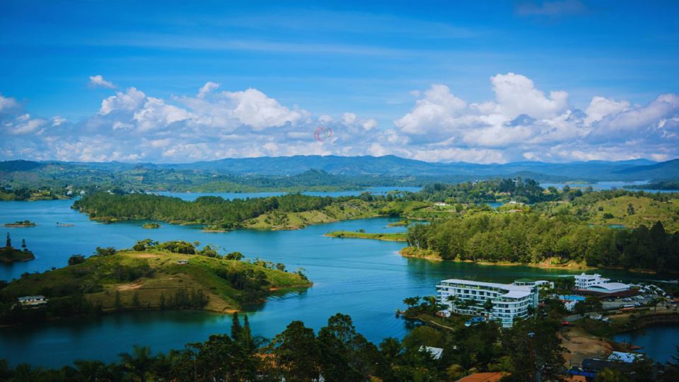 Visita Grupal A Guatapé & El Peñol foto 10