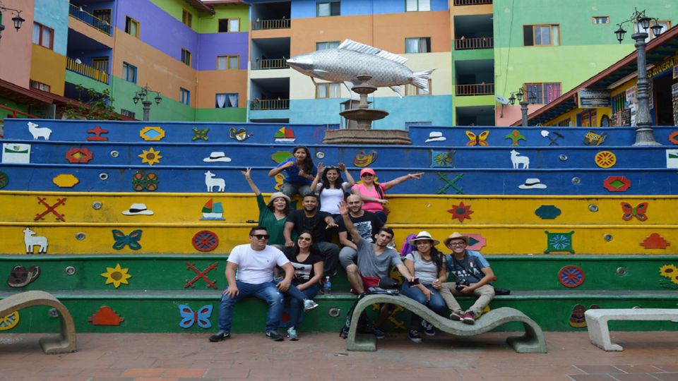 Visita Grupal A Guatapé & El Peñol foto 9
