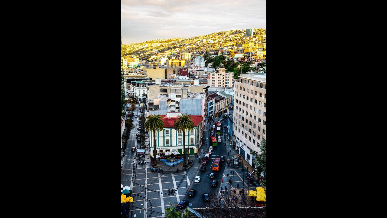 Heritage Walking Tour Through Valparaiso foto 10