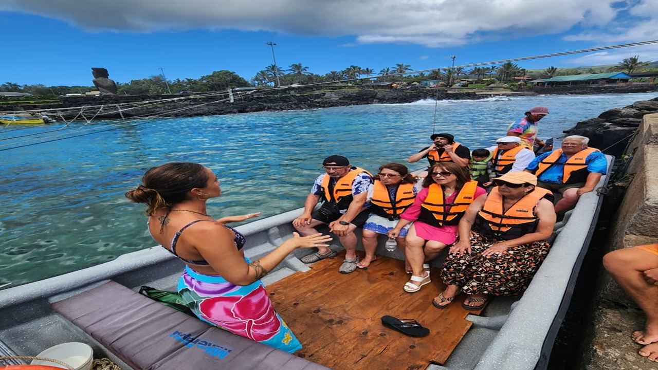 Diving In Hanga Roa Bay