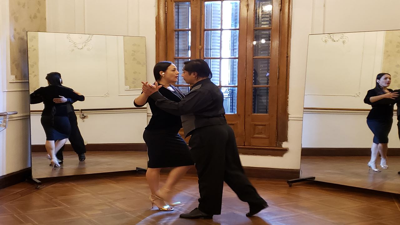 Clase De Tango Con Merienda
