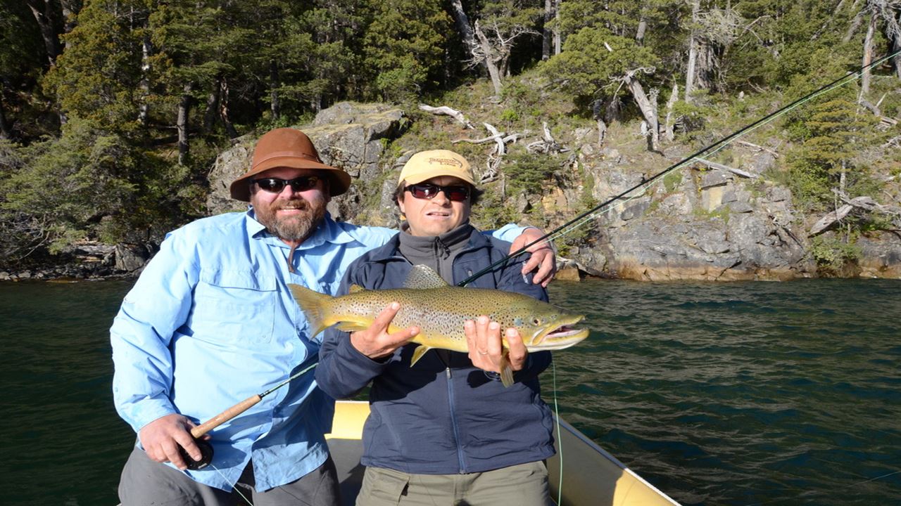 Dia De Pesca Fly Fishing O Spinning En El Río Limay