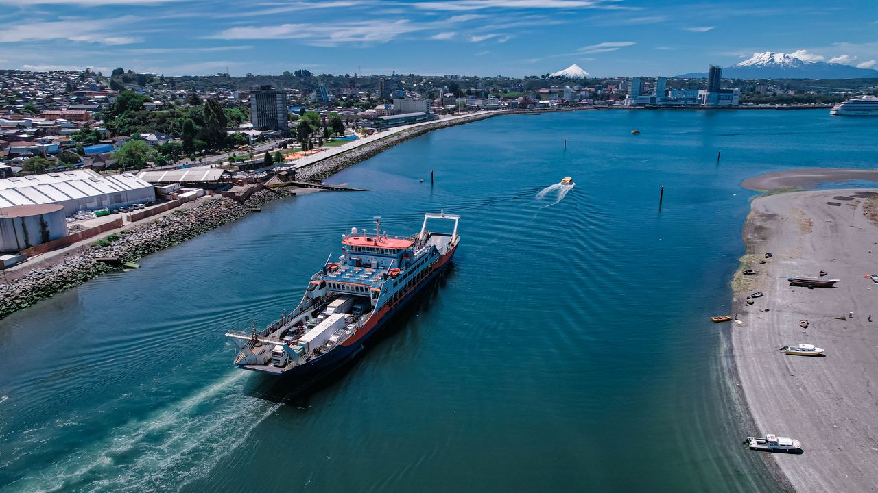 Scenic Navigation Puerto Montt – Chaitén
