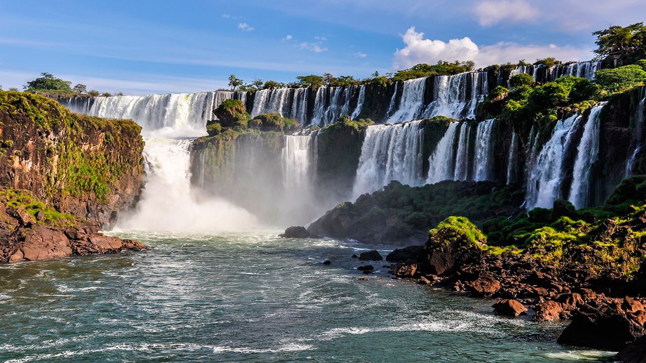 Offer: Iguazu Falls Argentina Includes Free Airport Transfers!