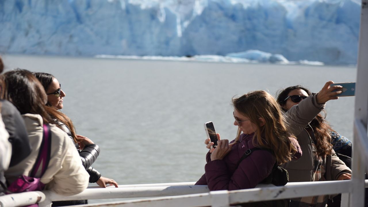 Promo: Perito-moreno-gletscher, Nautische Safari Und Flughafentransfers