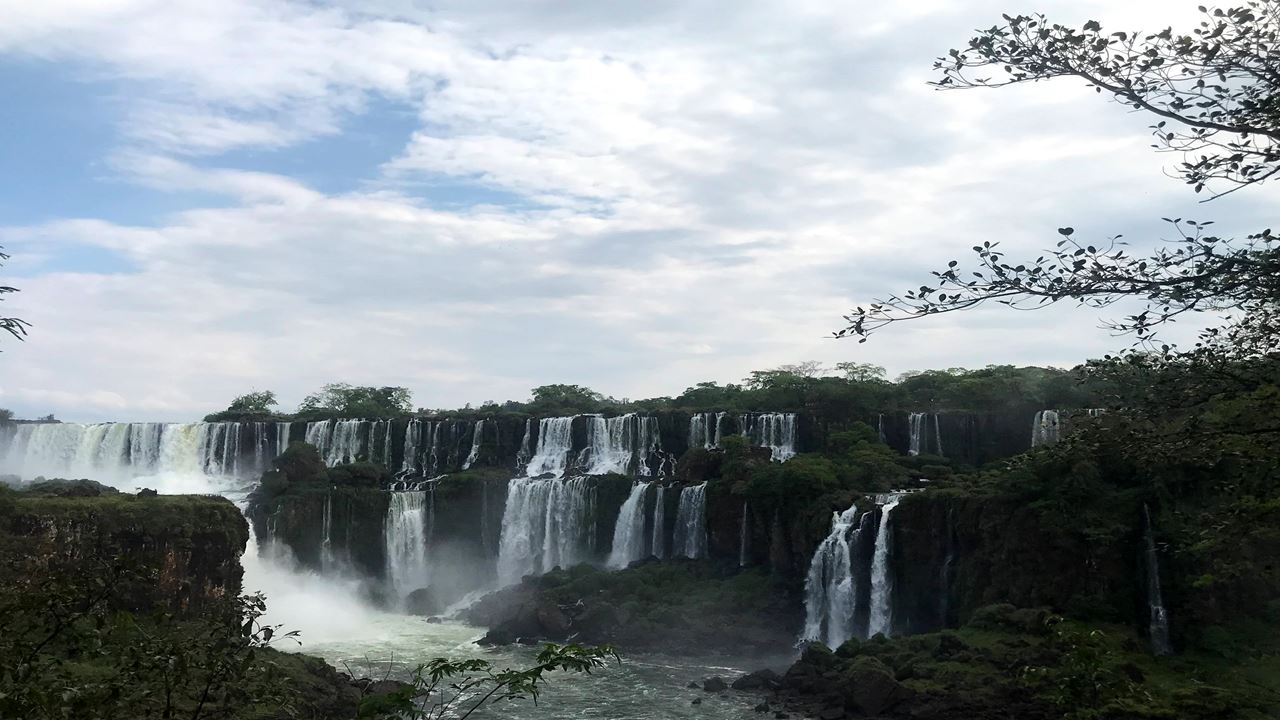 Buenos Aires + Pla Valdes + Iguazu + Glacier