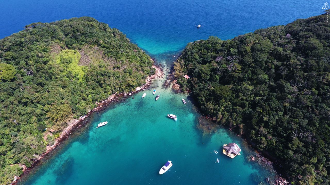 Half Tour Of The Island