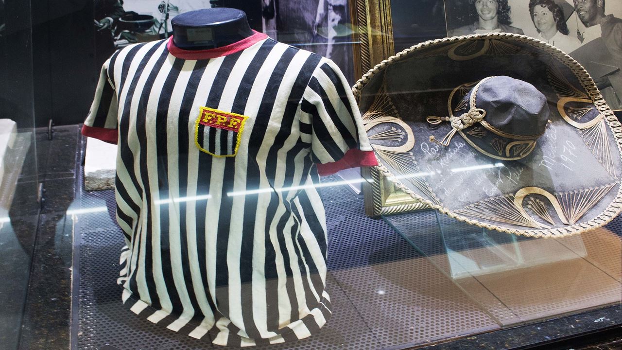 Private Tour In Santos: The Story Of Pelé