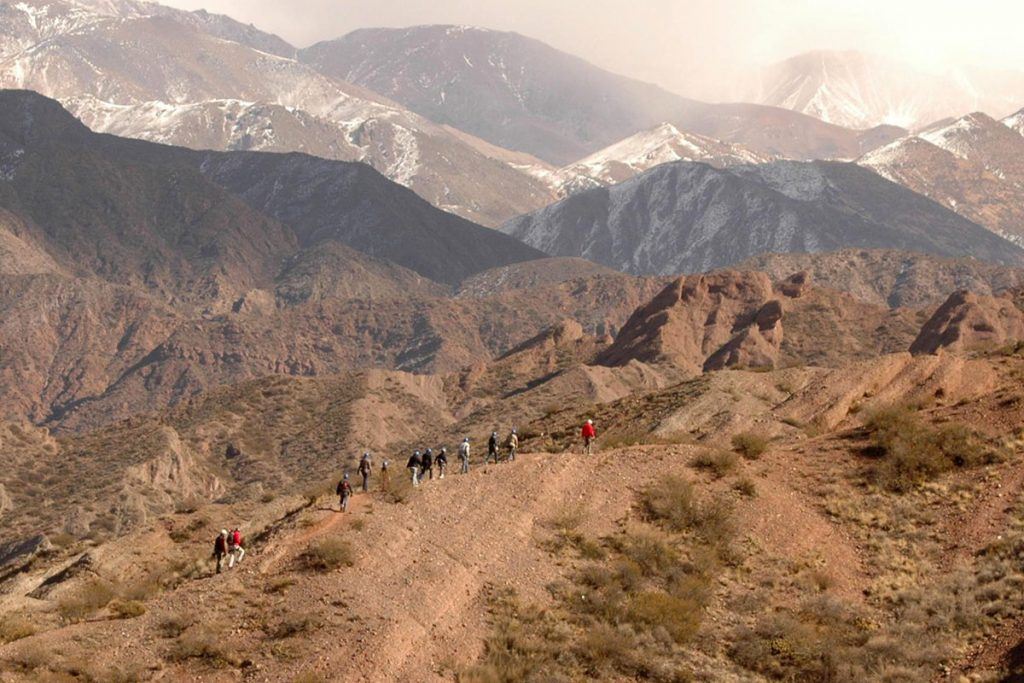 Trekking En Cerro Bayo